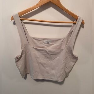 Babaton Scultp Squareneck Crop